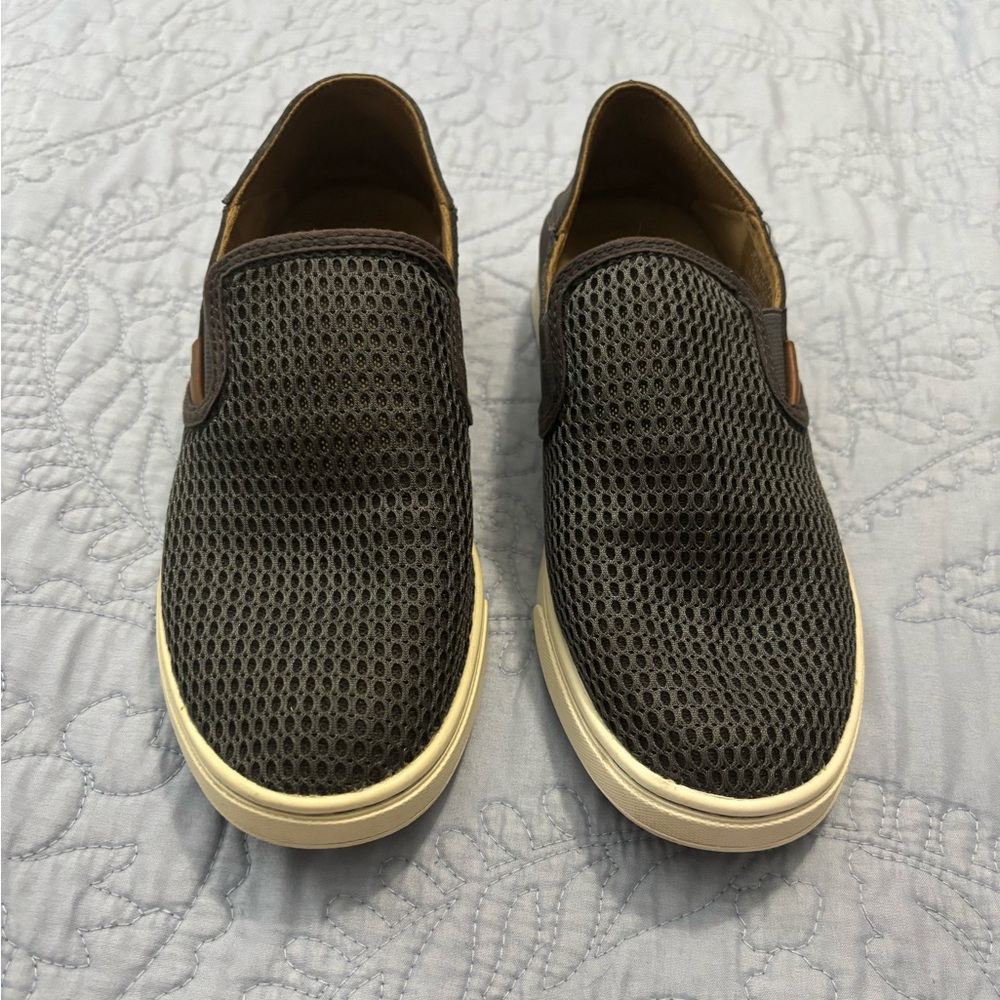 Womens Olukai Sneakers Size 7